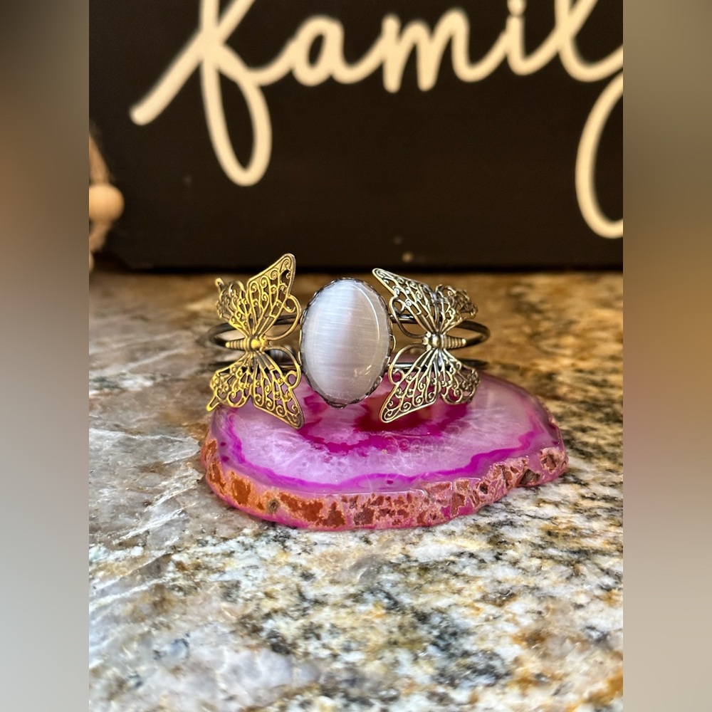 Antiqued Gold Butterfly White Cat’s Eye Bracelet